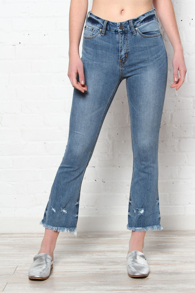 Three Denim Styles You Need In Your Closet Now!