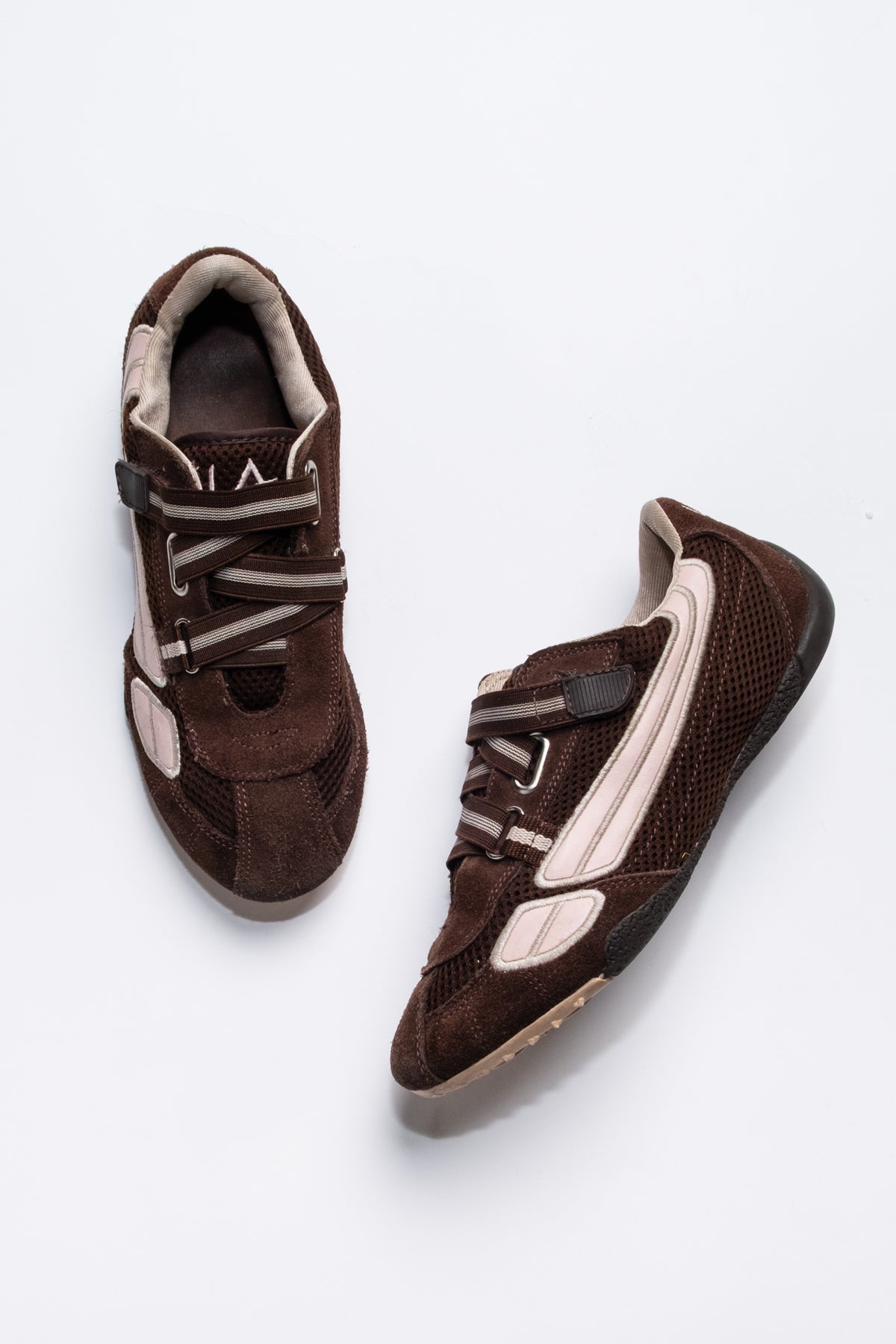 LA Gear Suede Velcro Strap Sneakers