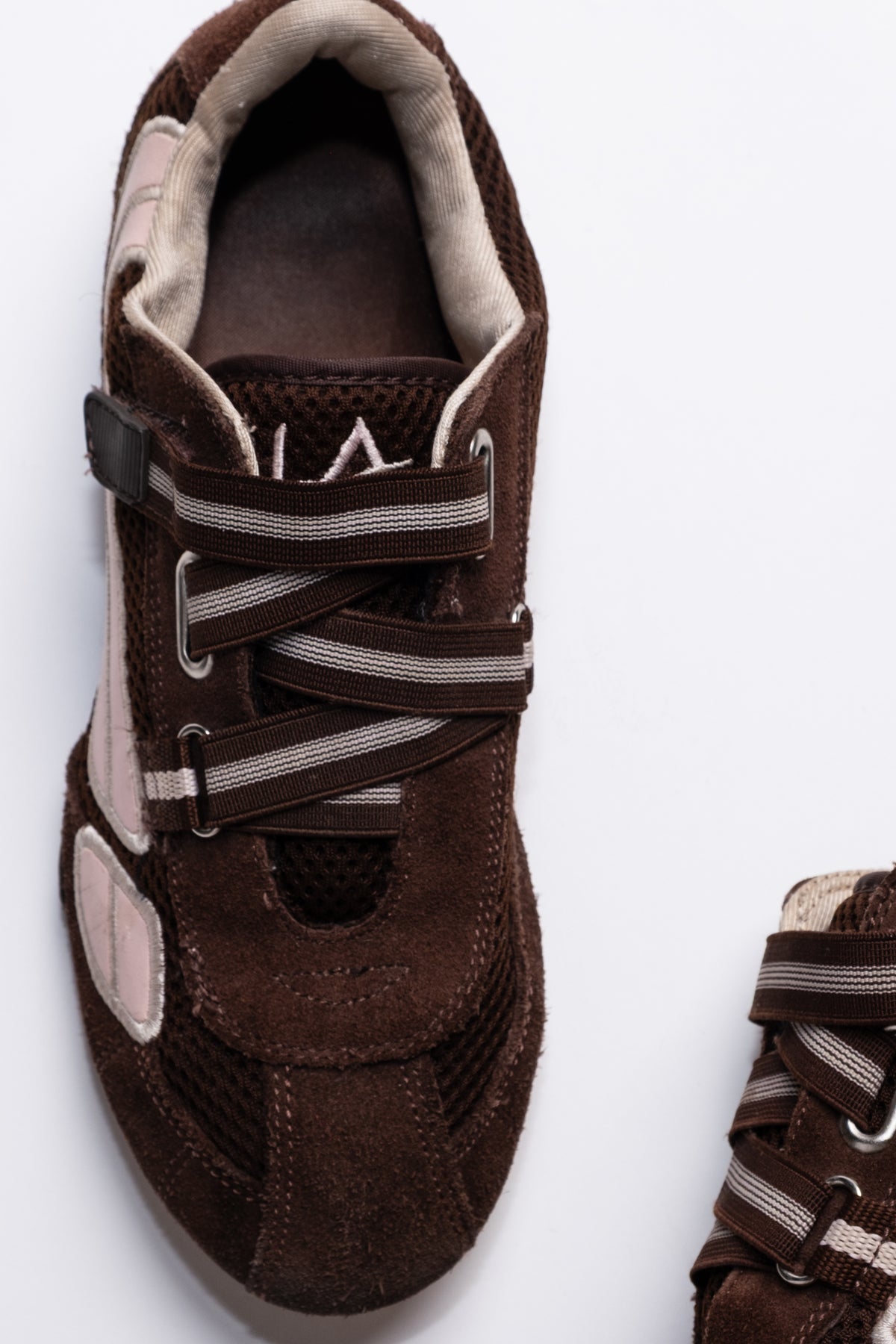 LA Gear Suede Velcro Strap Sneakers