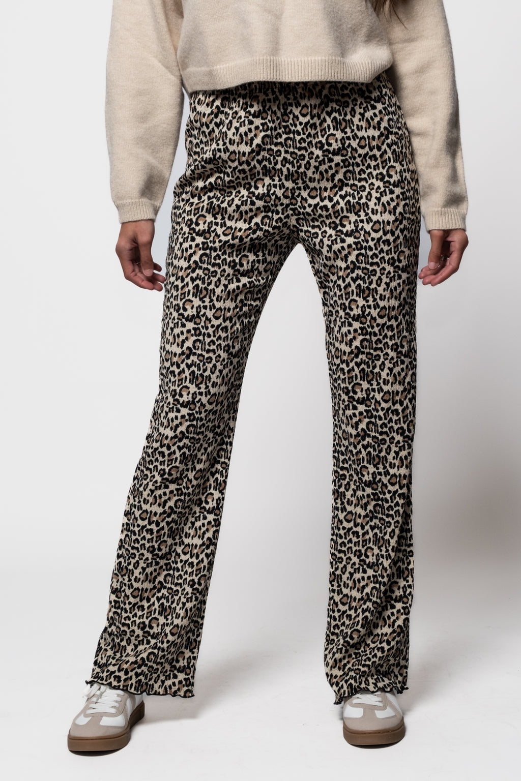 Purrfect Plisse Pants