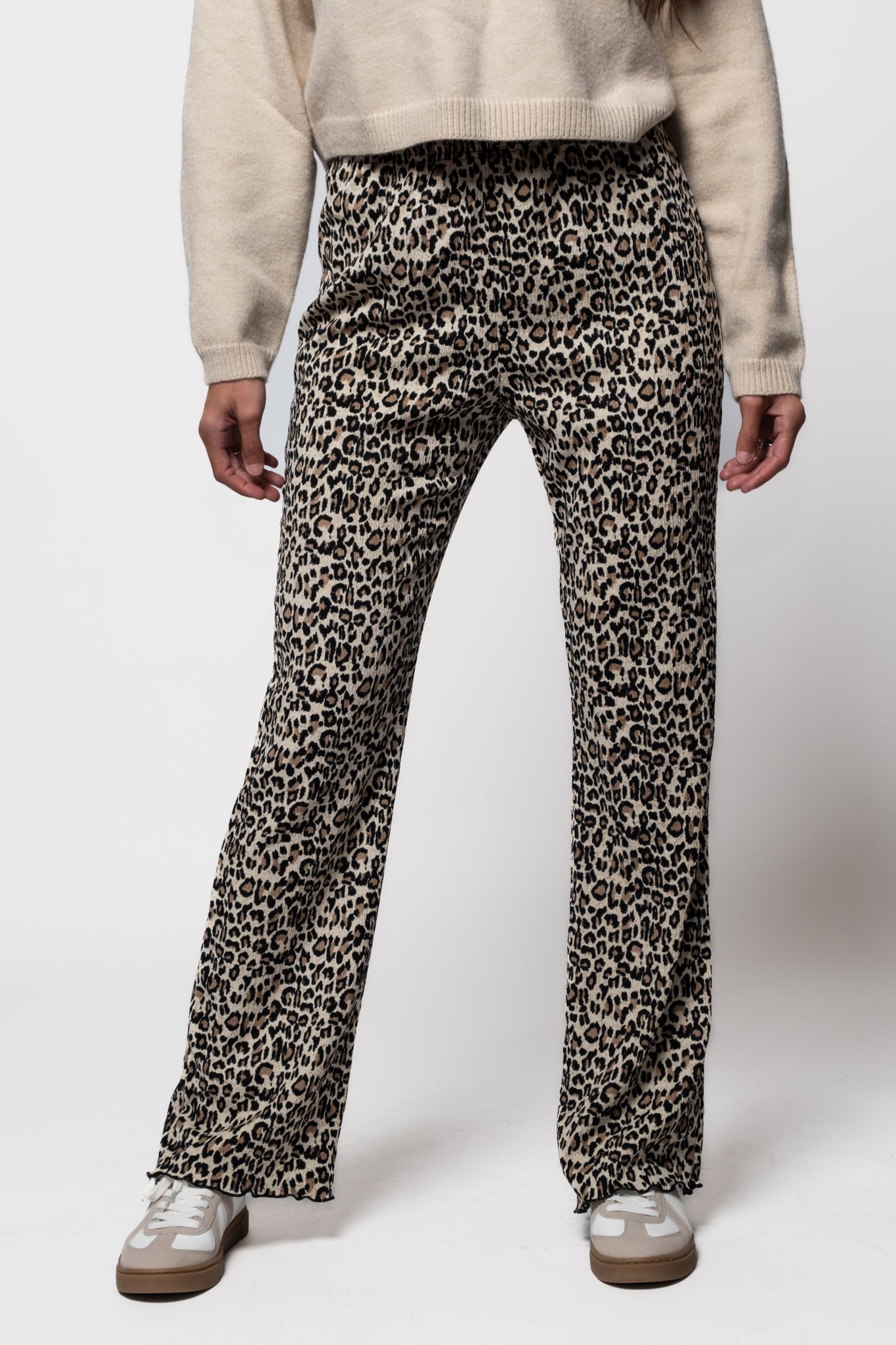 Purrfect Plisse Pants