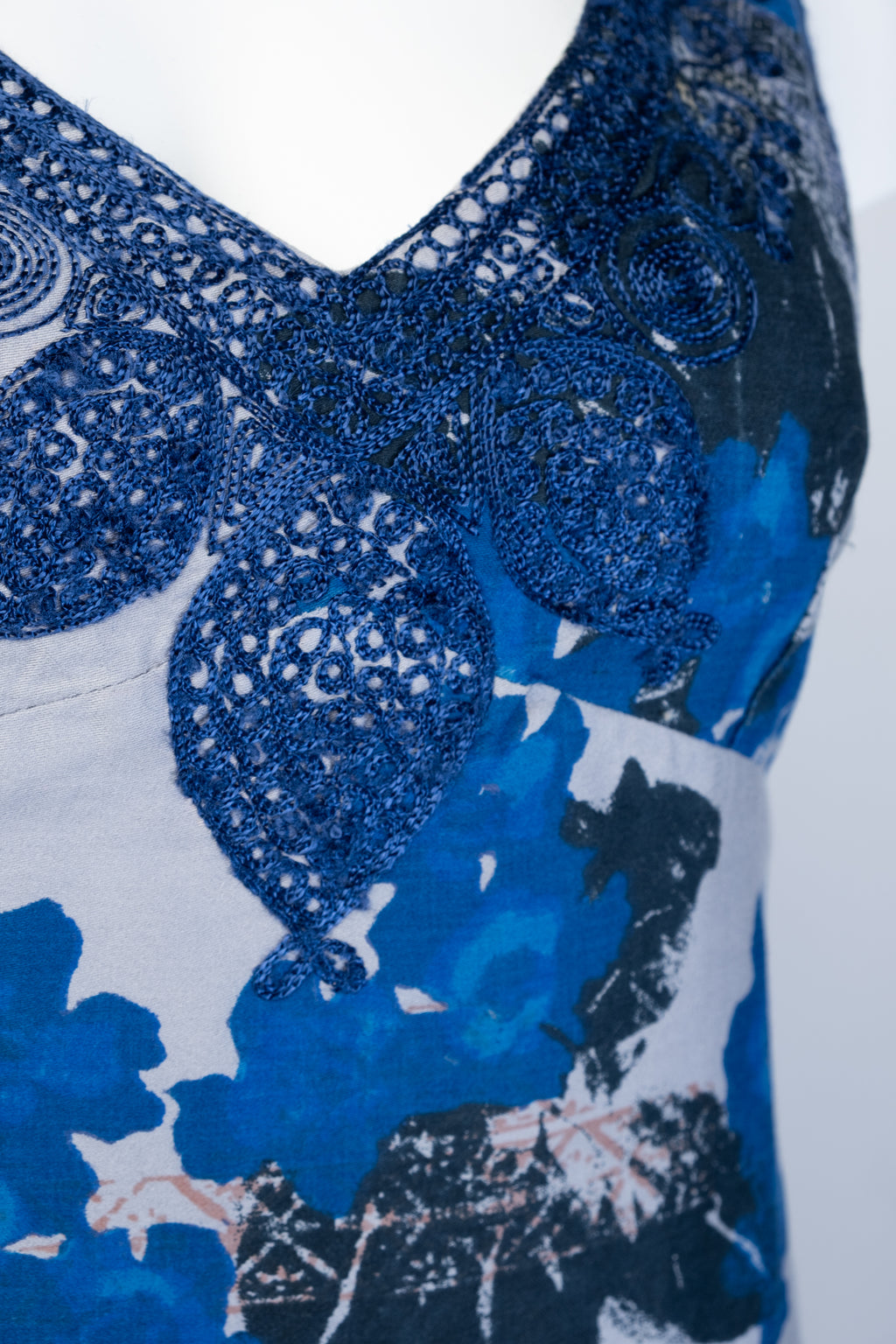 2000s Embroidered Cotton Mini Dress