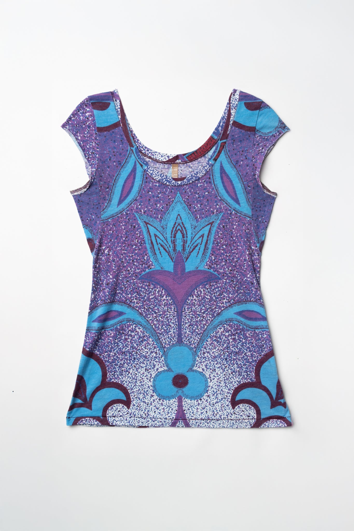 2000s Deco Print Scoop Tee