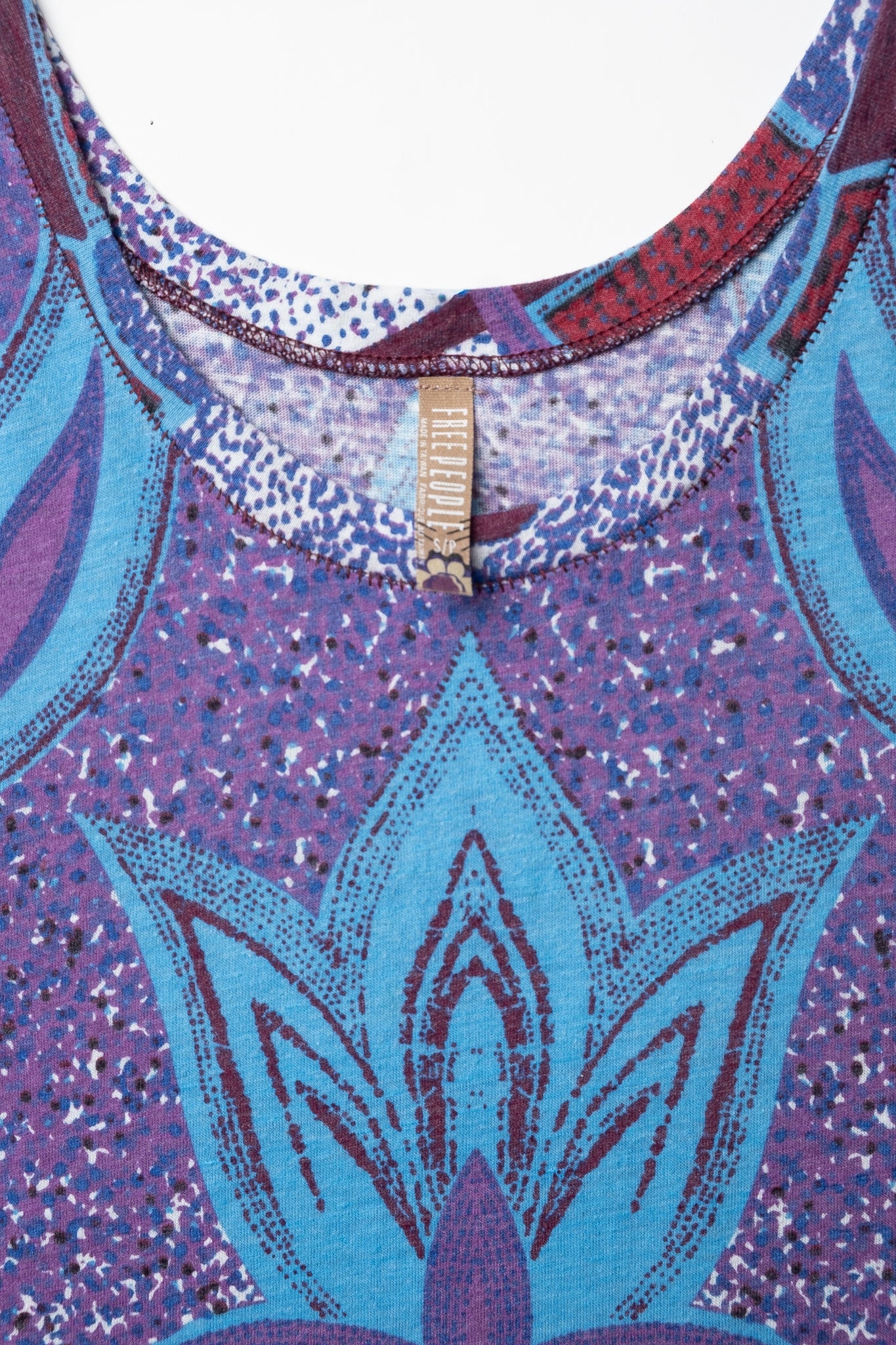 2000s Deco Print Scoop Tee