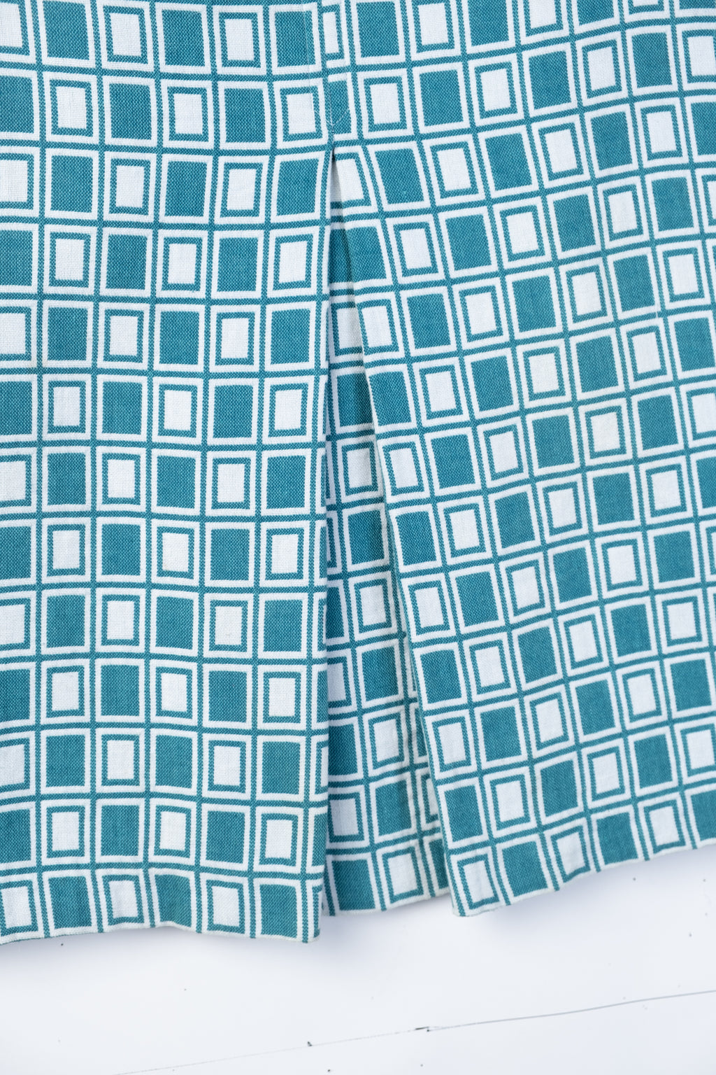 90s Front Pleat Check Skirt