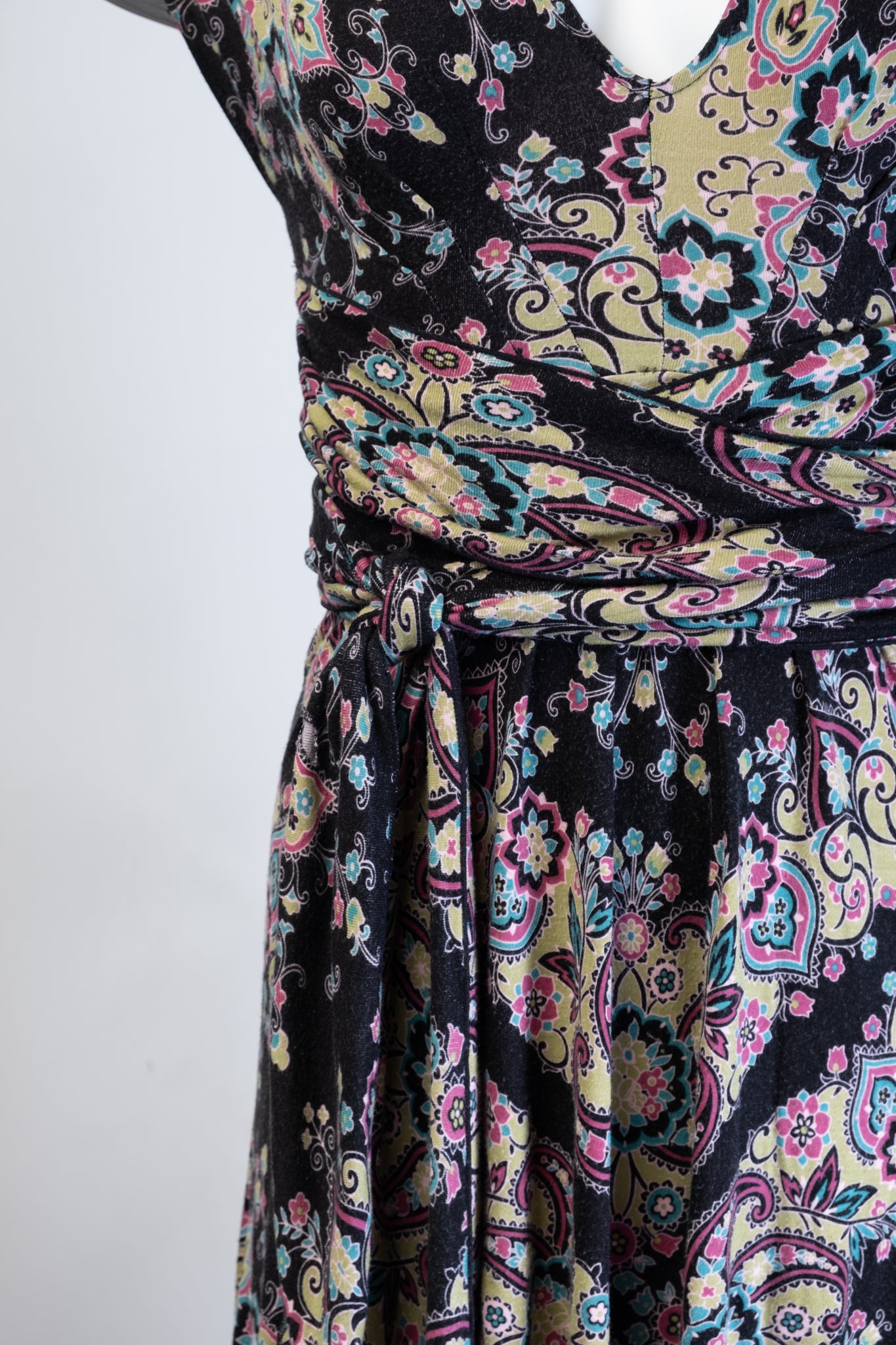 2000s Floral Jersey Wrap Dress