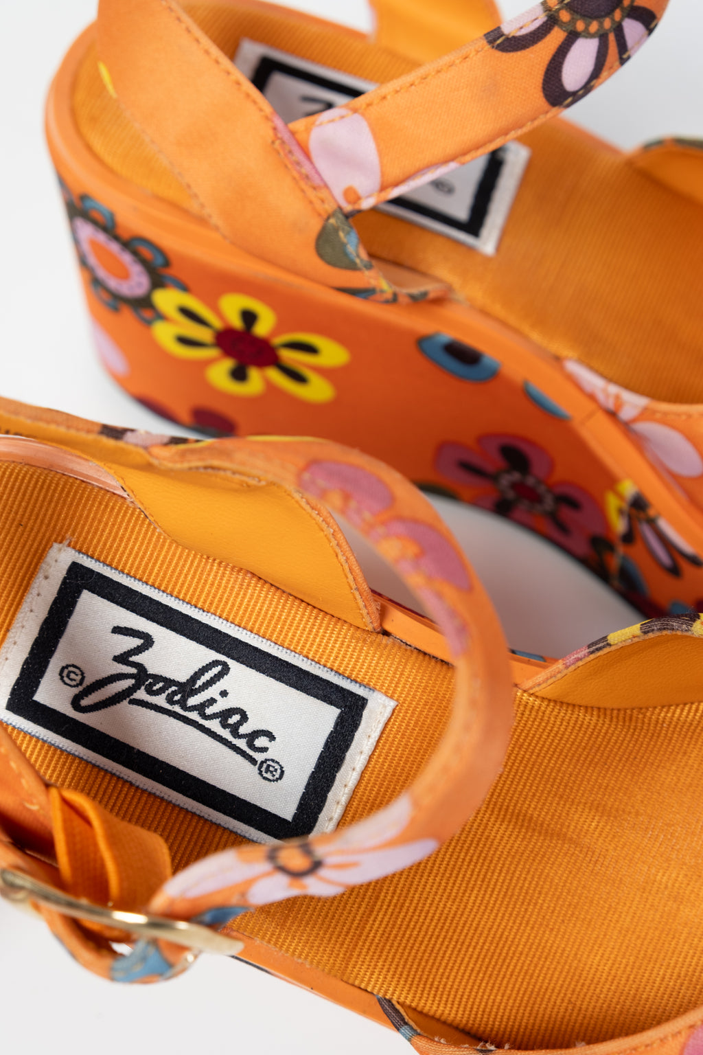 Deadstock 90s Zodiac Flower Power Platforms