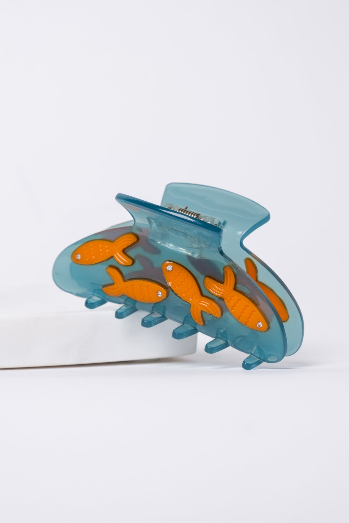 Fishbowl Hair Claw