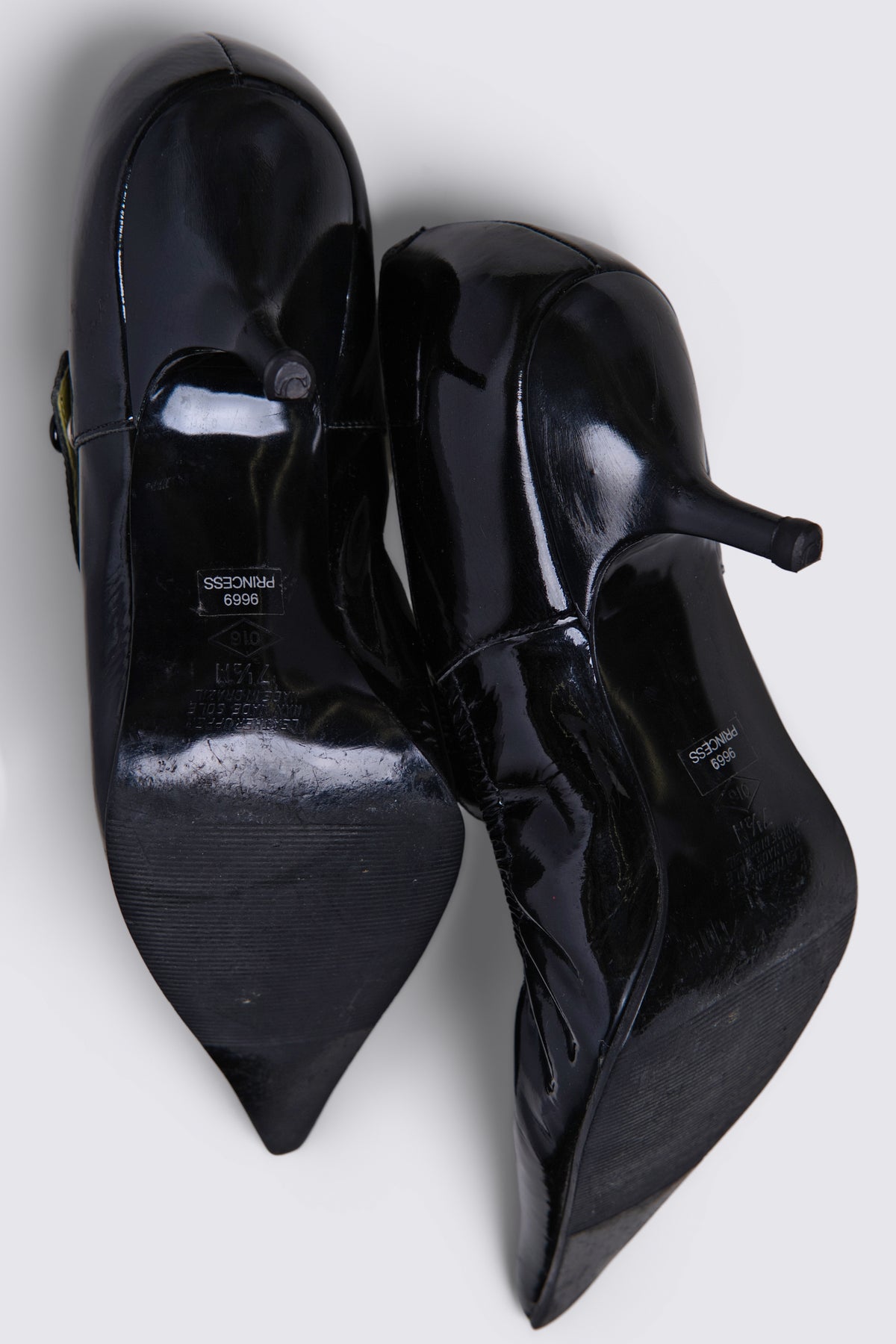Y2K Bronx Scrunchy Patent Leather Kitten Heels