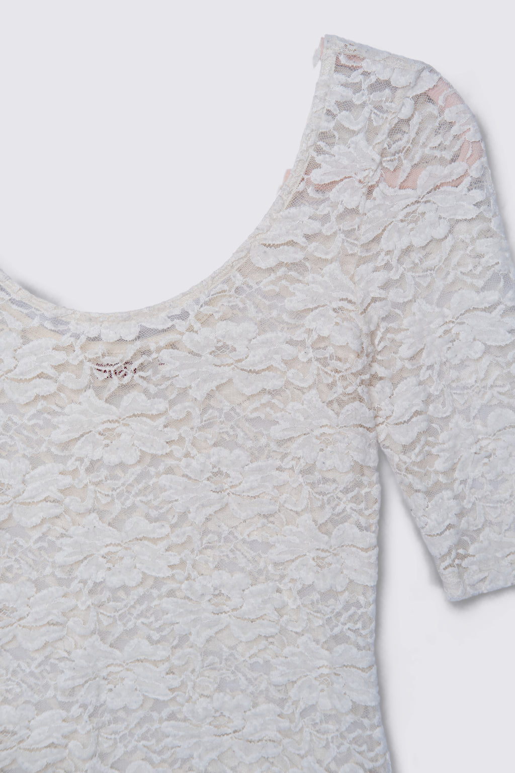 00s Mudd Stretchy Lace Scoop Neck Top