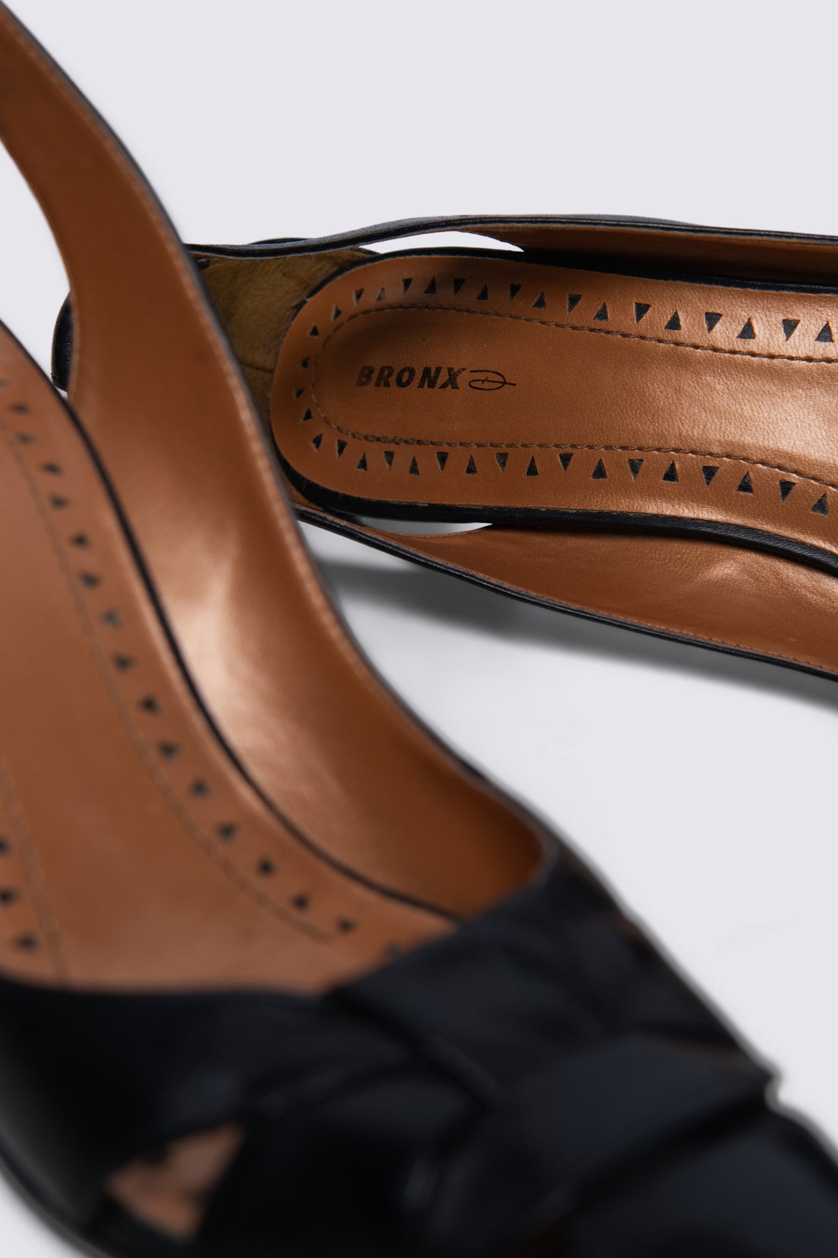 Y2K Bronx Woven Leather Pumps
