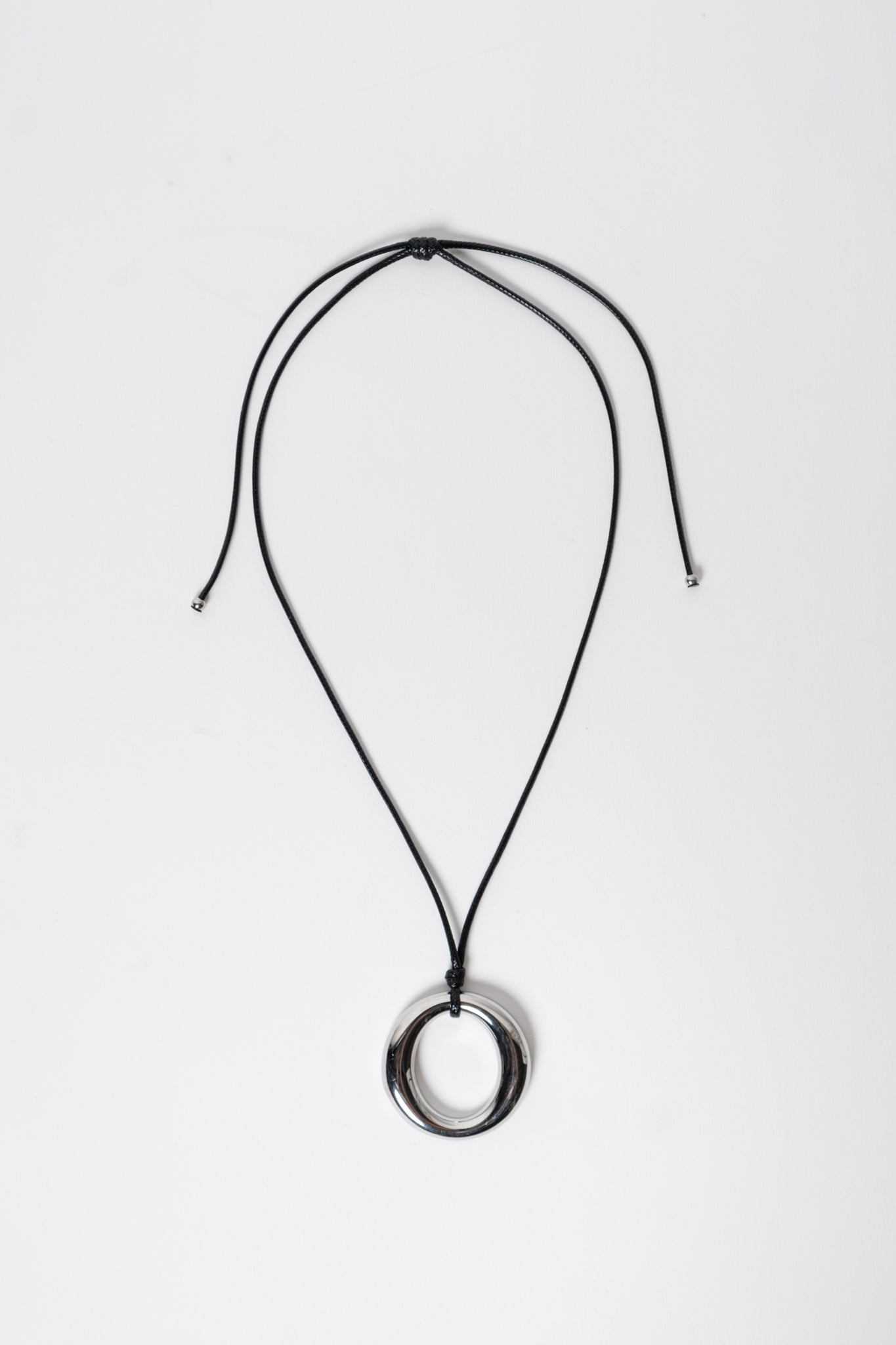 Full Circle 90's Cord Necklace