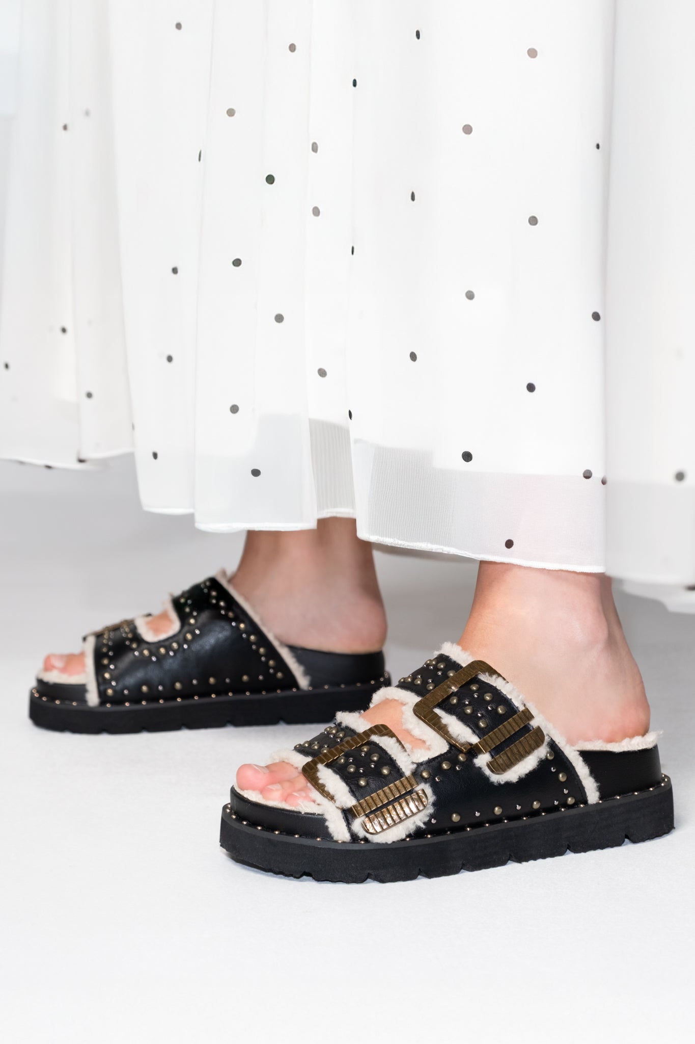 Sera Sherpa Lined Studded Slides