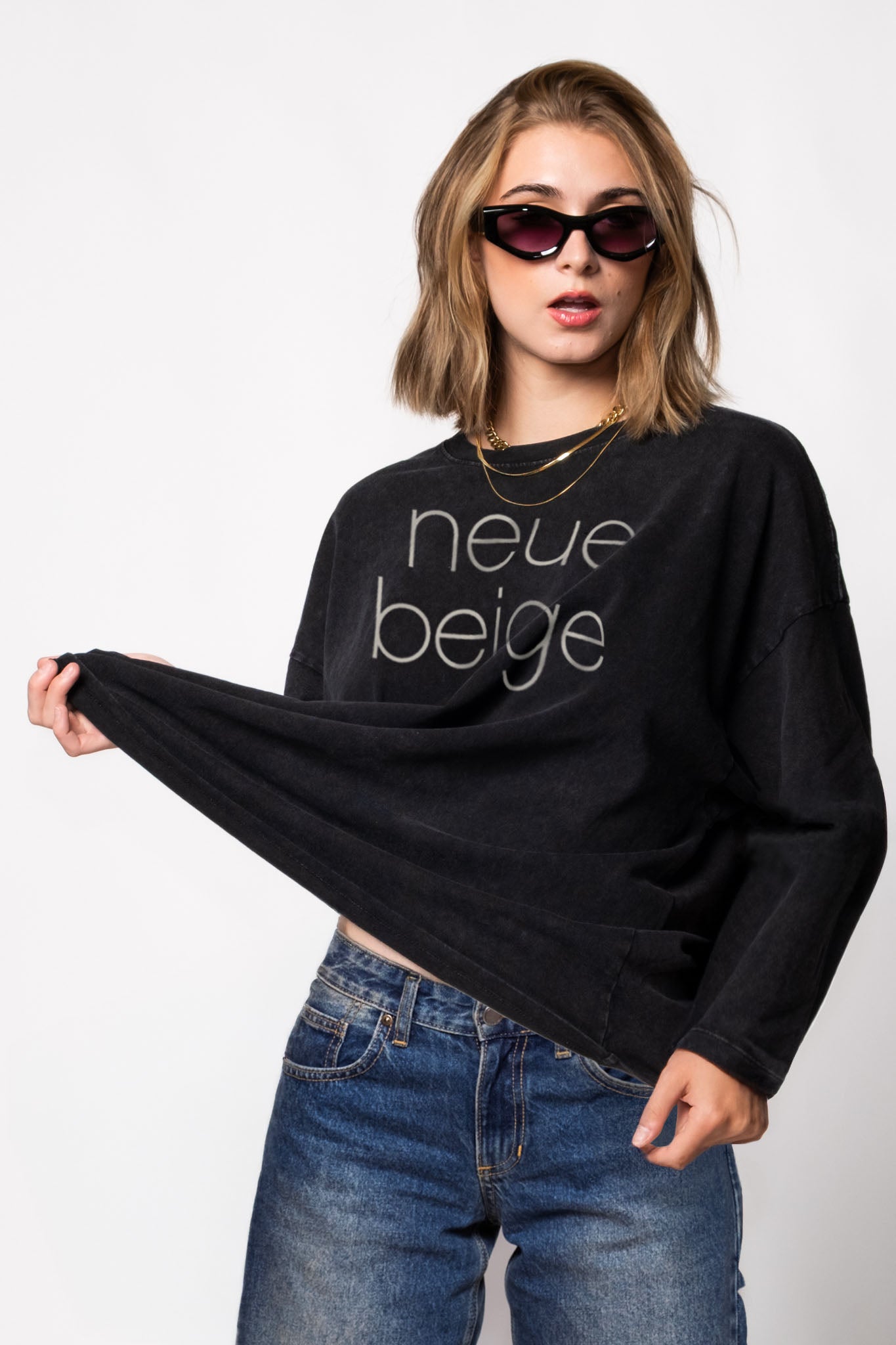 Neue Beige Boyfriend Long Sleeve Tee