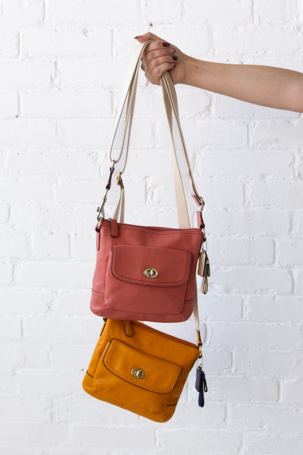 Golddust Vintage Coach Leather Campbell Swingpack