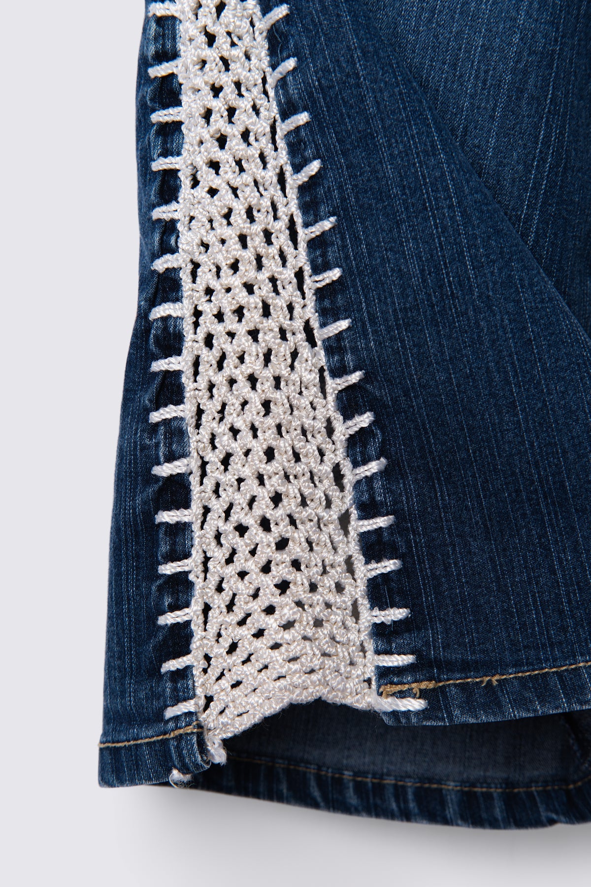 Y2K R4R Lowrise Crochet Trim Flares