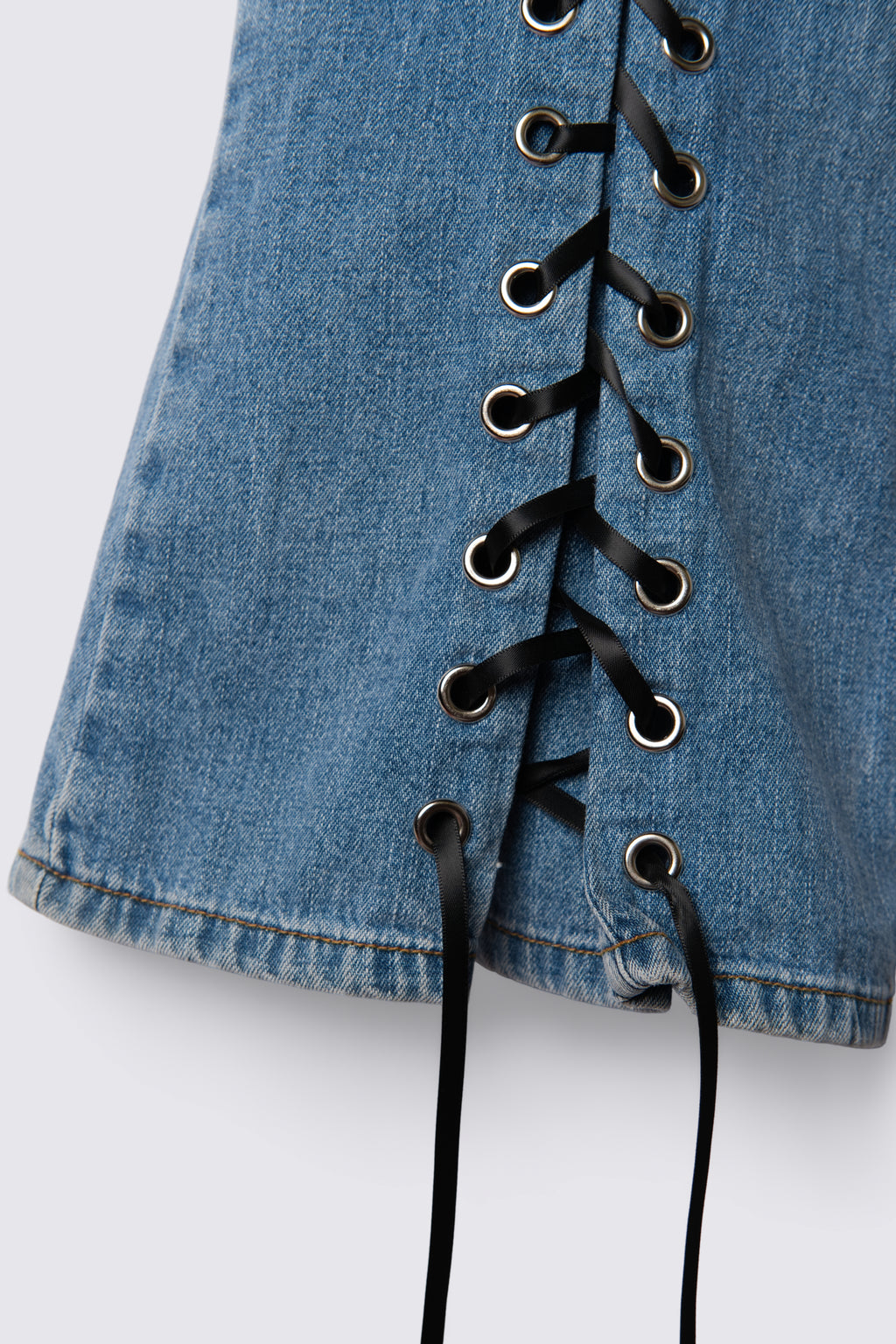 Y2K XOXO Lowrise Laceup Flares