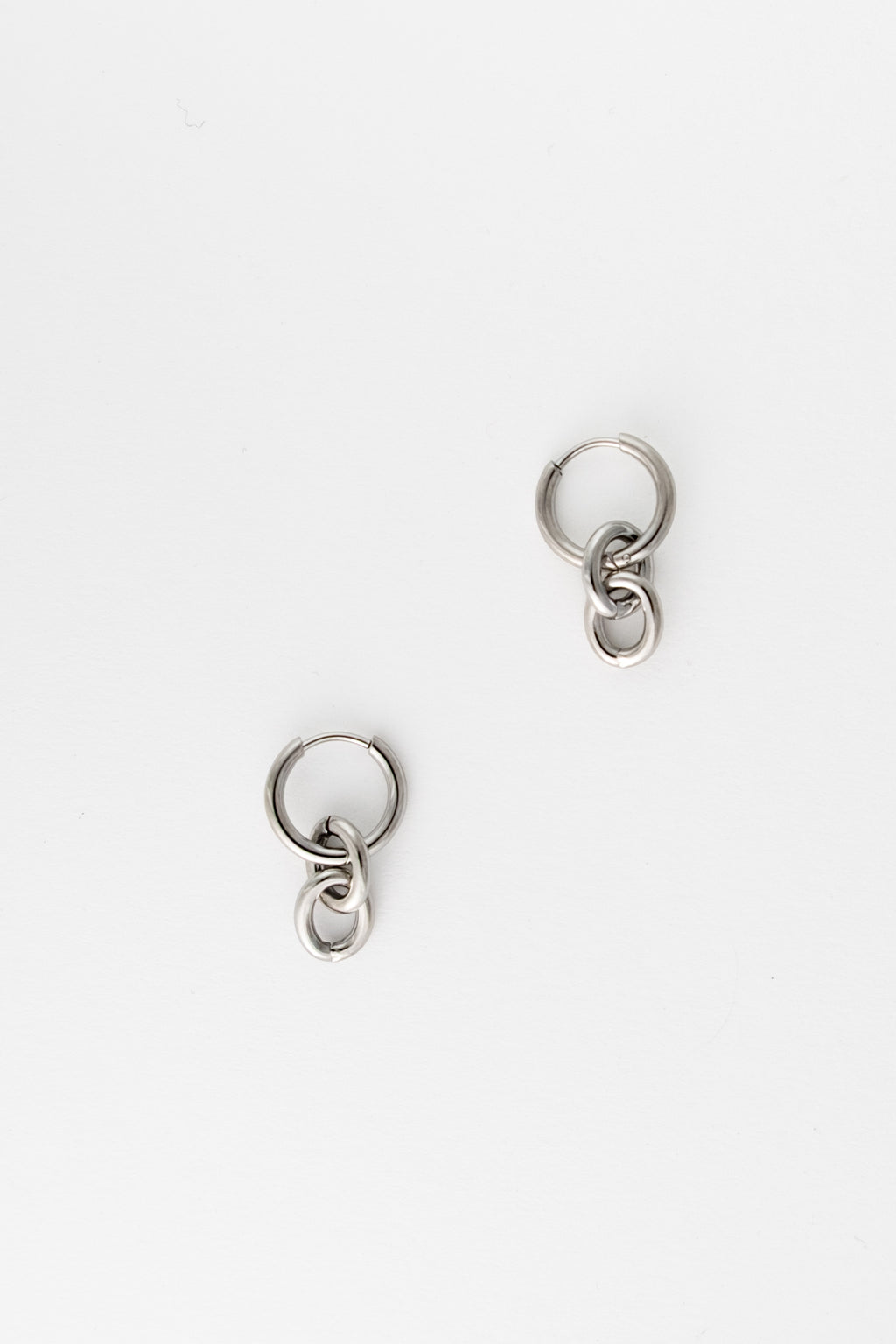 Link Chain Huggie Hoops