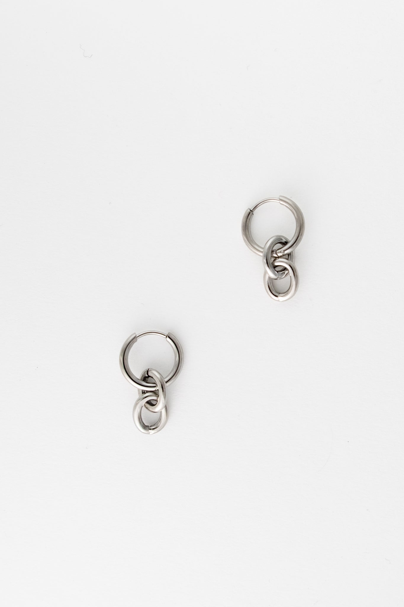 Link Chain Huggie Hoops