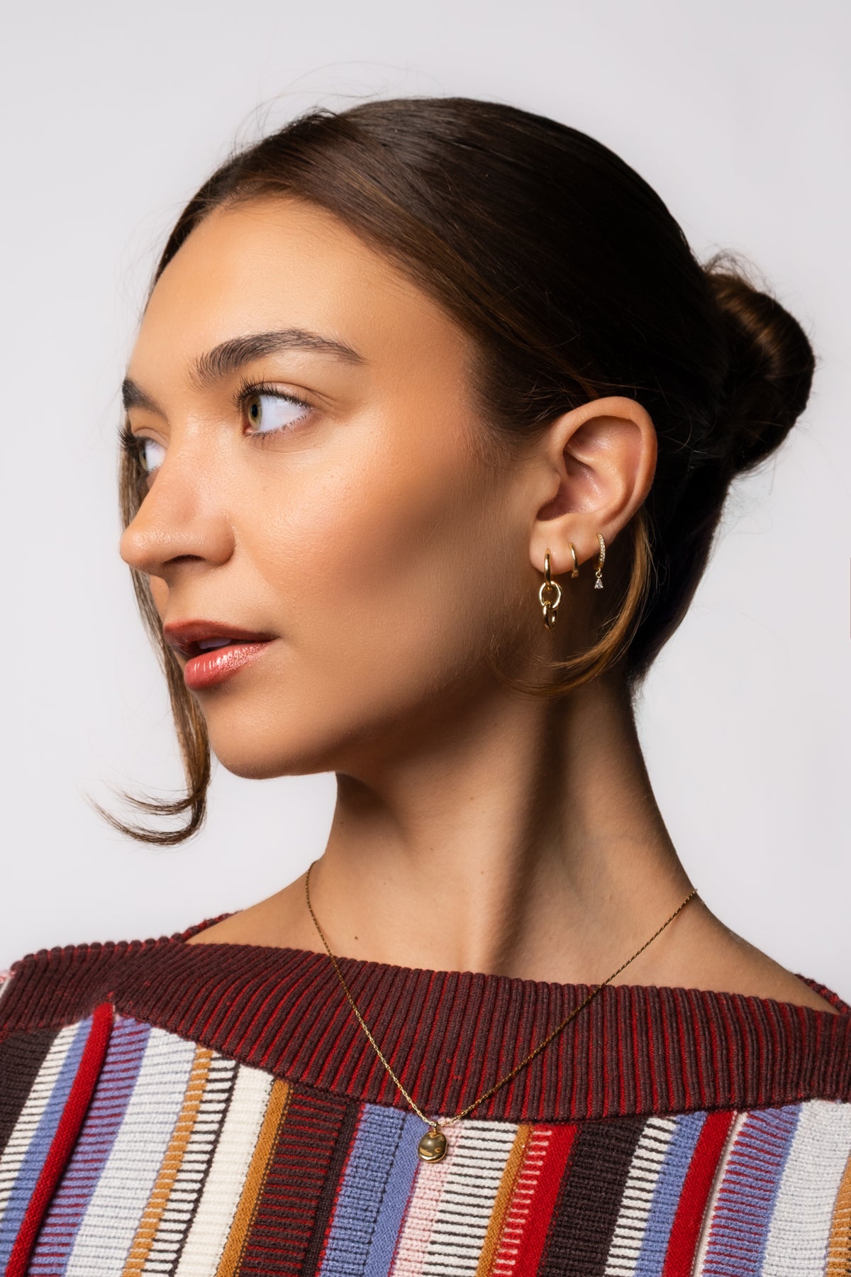 Dainty Hammered Pendant