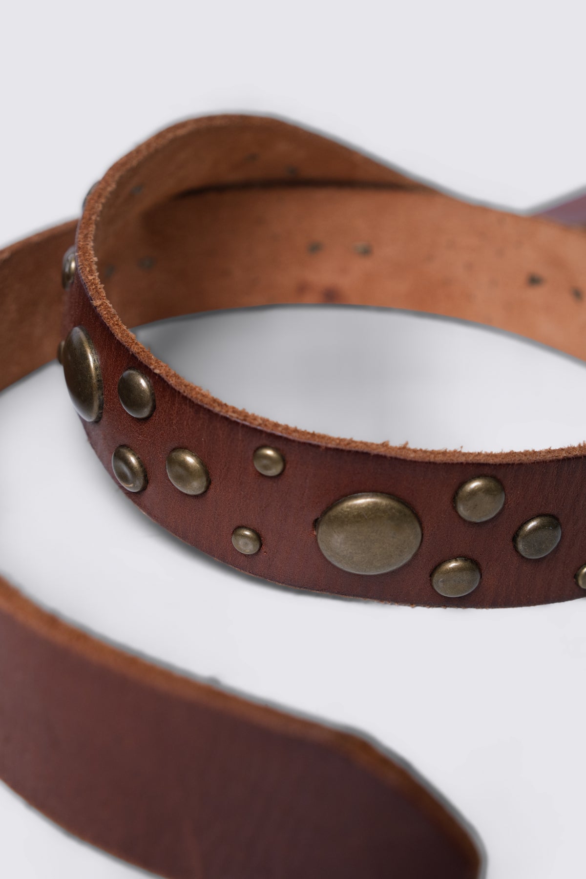 Y2K American Eagle Studded Leather Belt