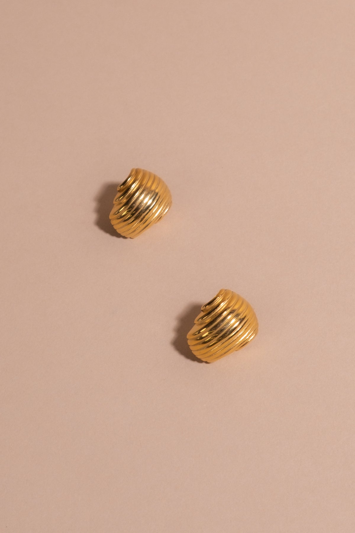 Hera Deco Studs