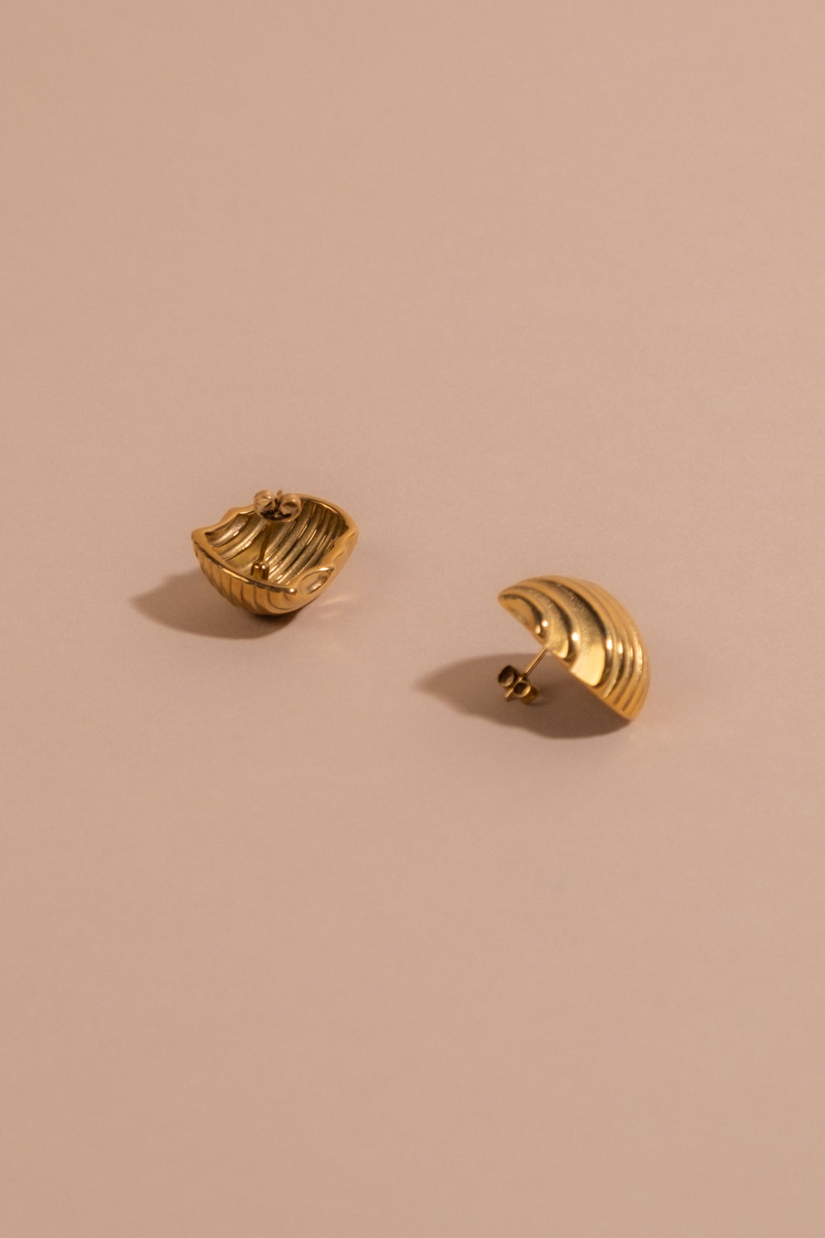 Hera Deco Studs