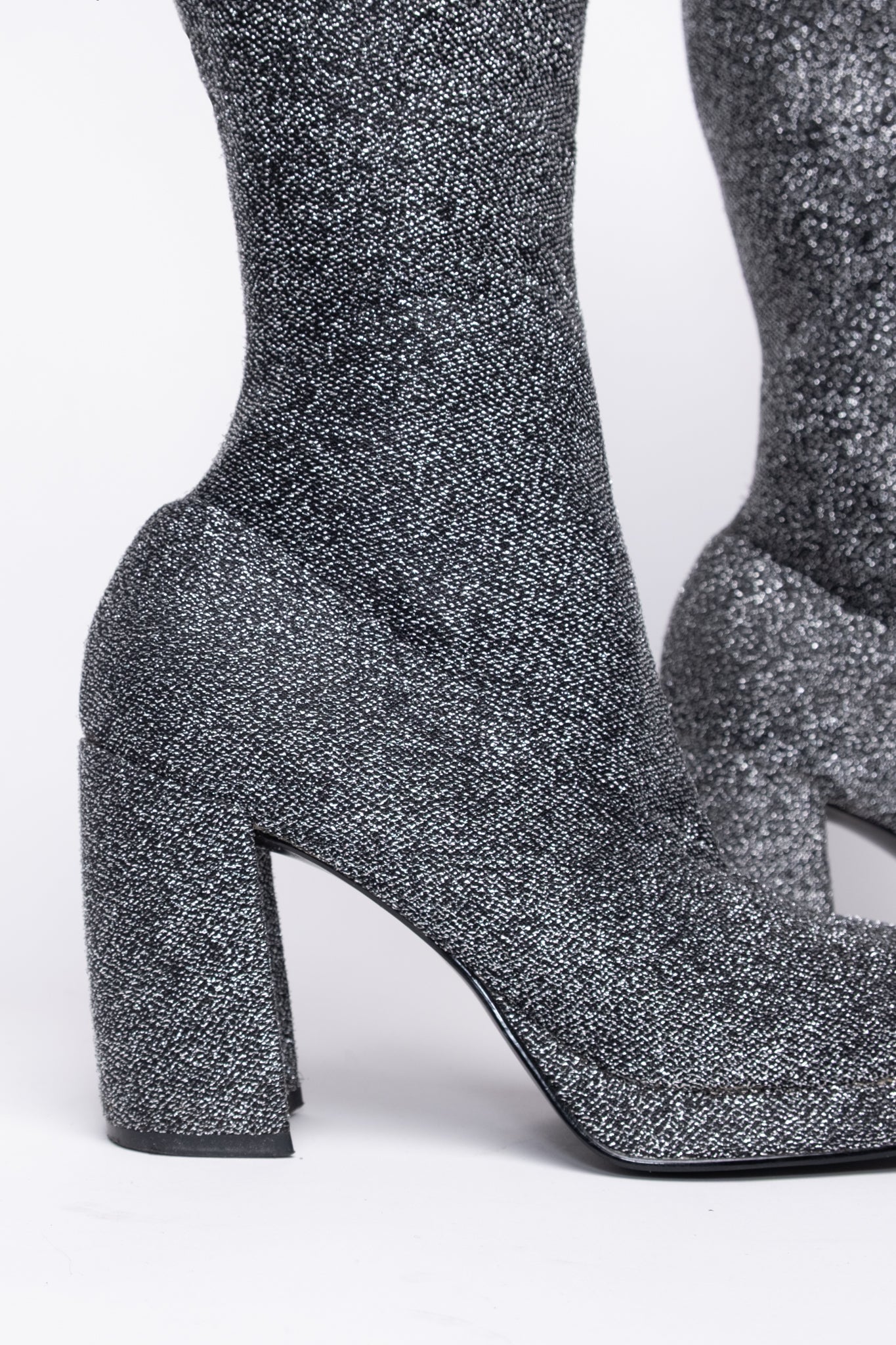 Rare 90s 9&co Shimmer Knit Platform Boots