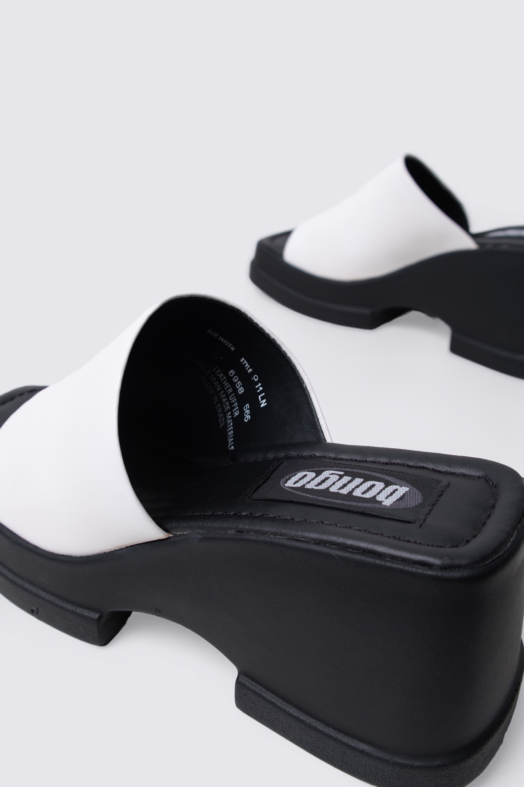 Y2K Bongo Leather Platform Sandals