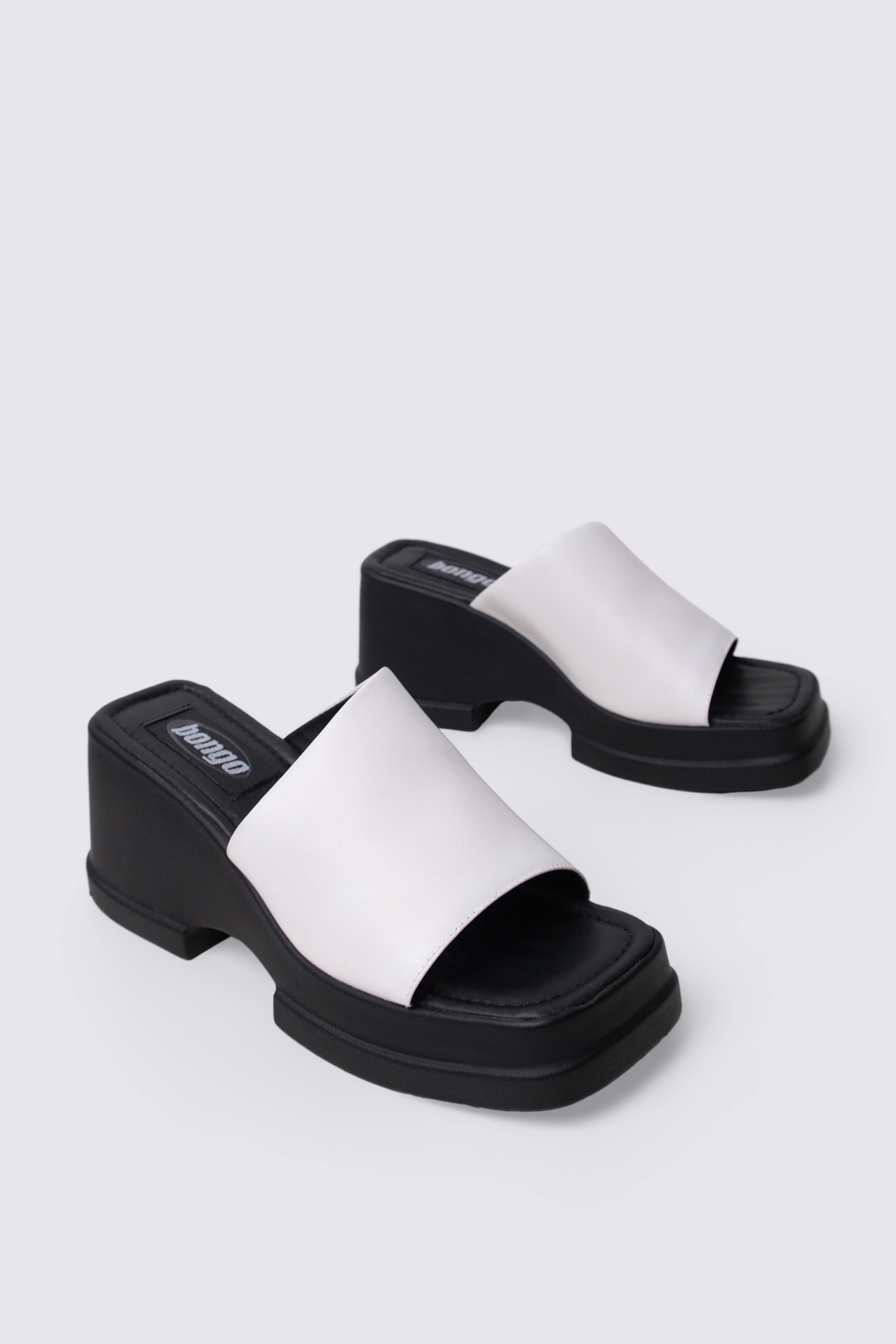 Y2K Bongo Leather Platform Sandals