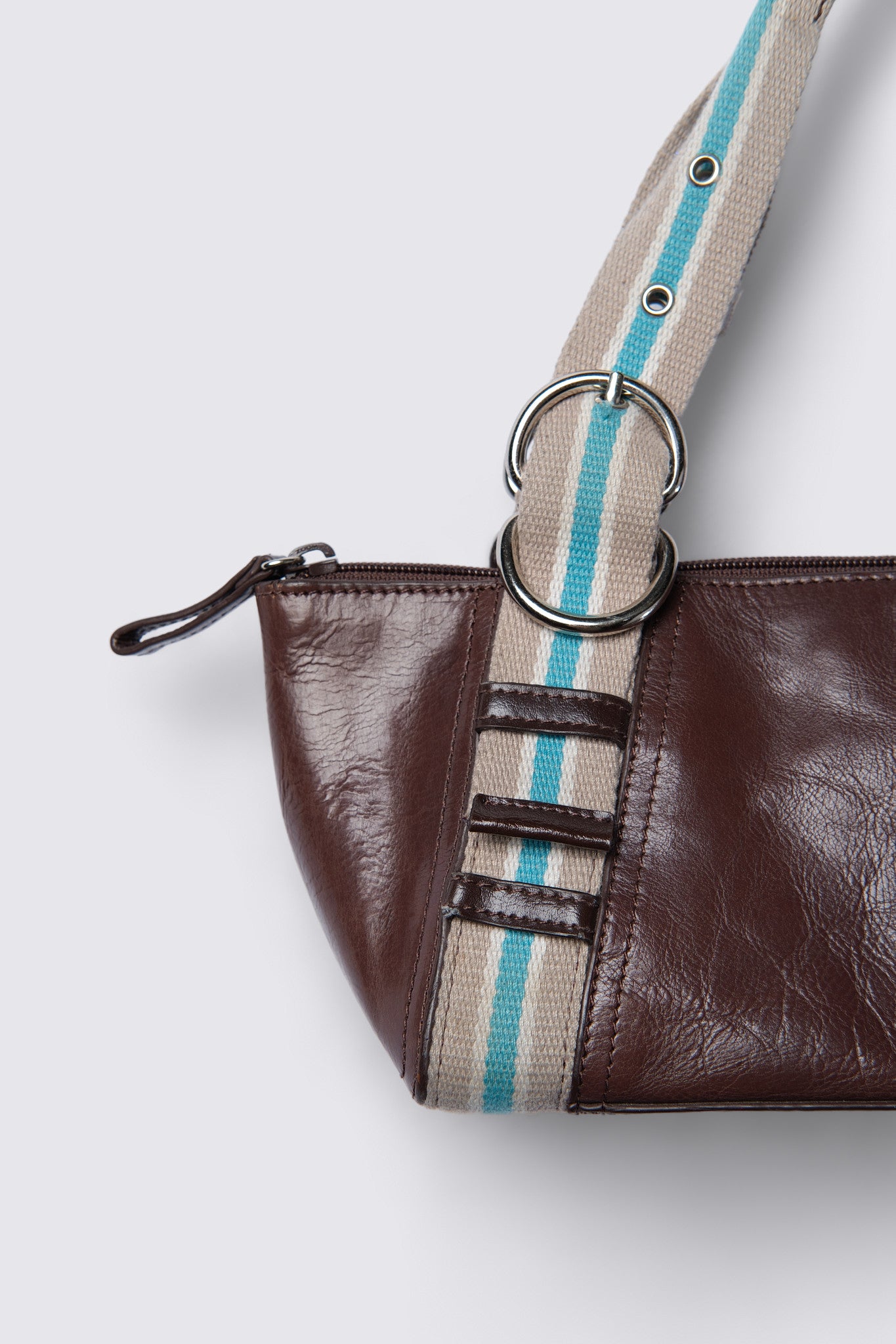 Y2K Kenneth Cole Reaction Preppy Leather Baguette
