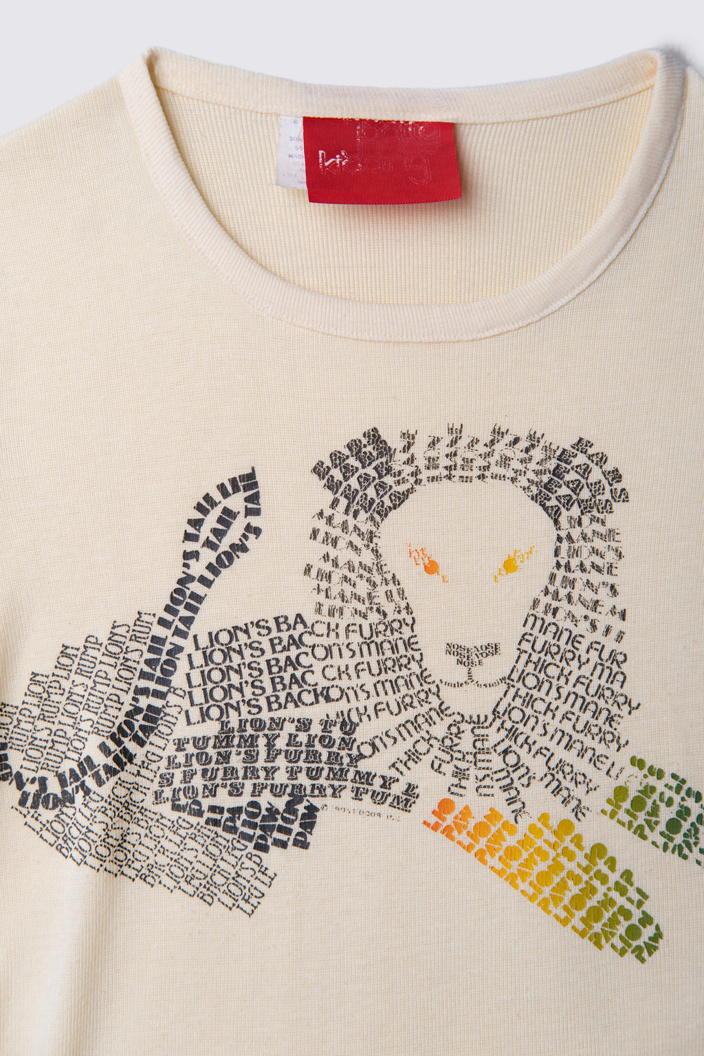 Vintage 70s Lion Graphic Baby Tee