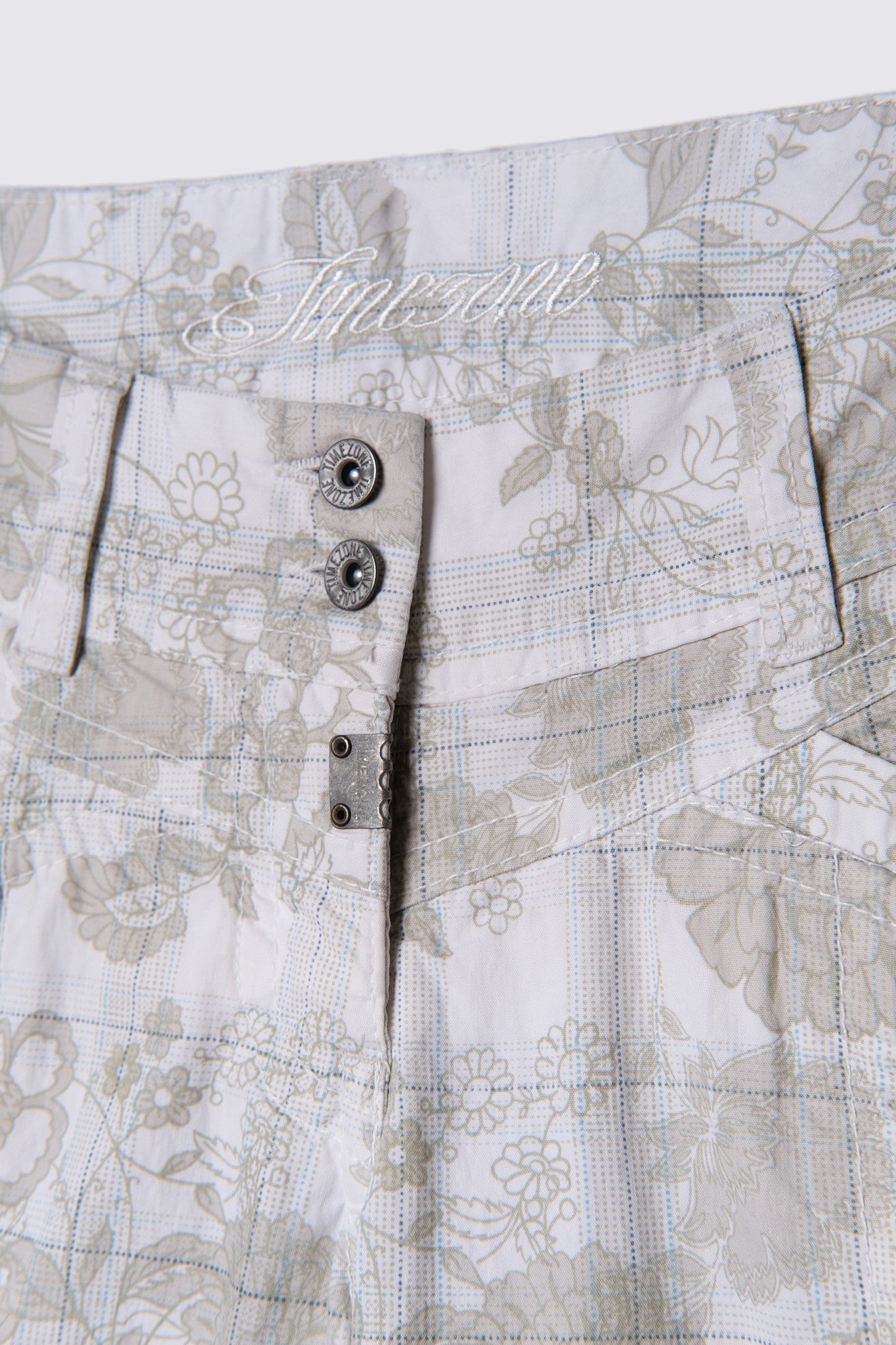 Y2K Timezone Lowrise Floral Plaid Capris
